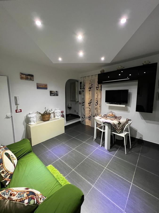 Nel Cortile Suite Чефалу Екстериор снимка