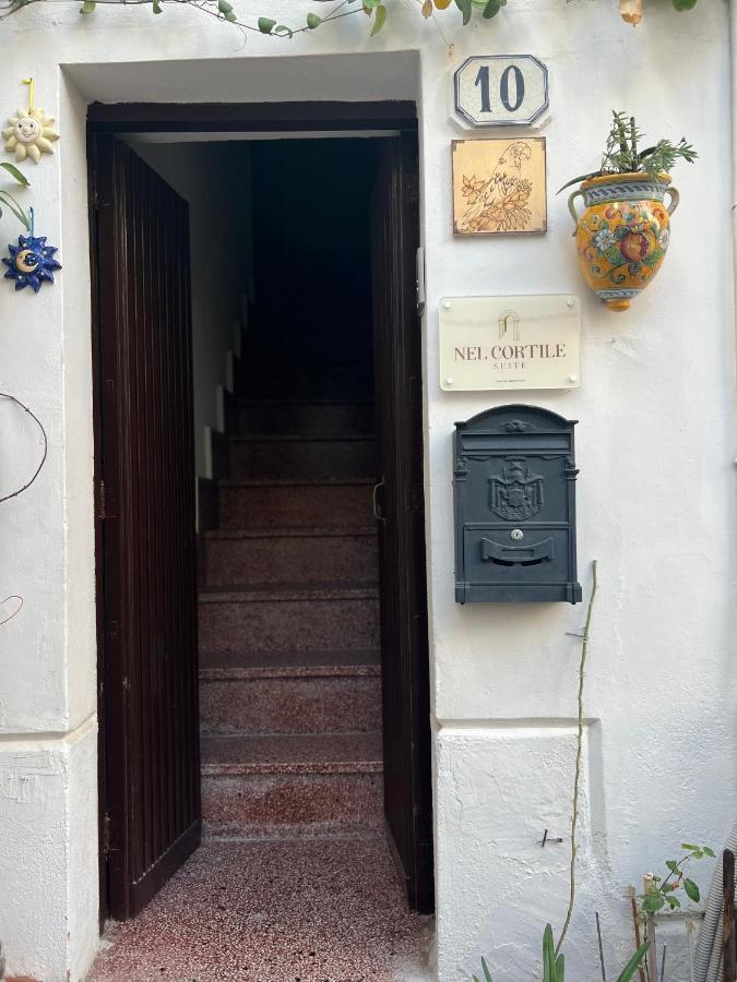 Nel Cortile Suite Чефалу Екстериор снимка