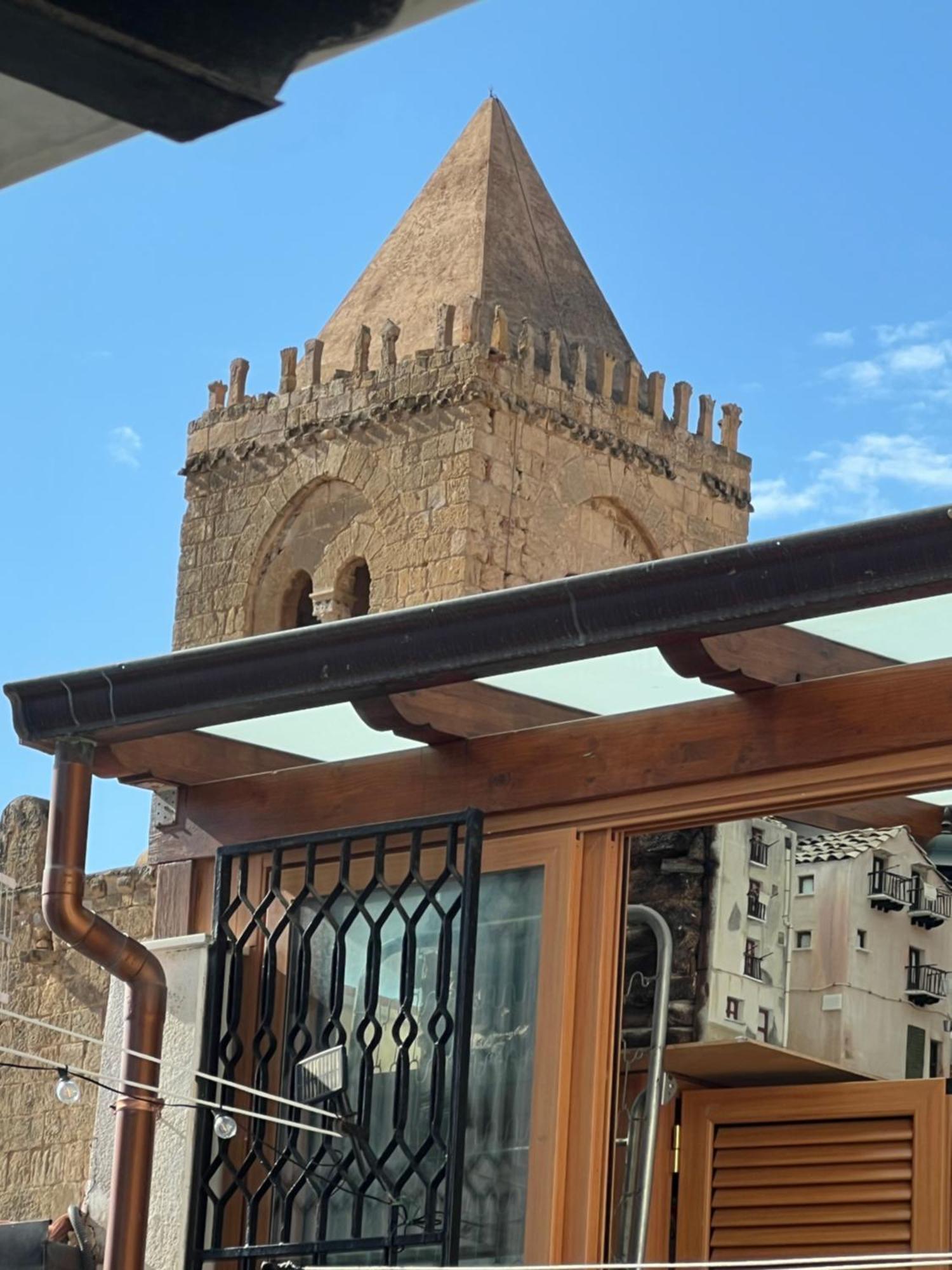 Nel Cortile Suite Чефалу Екстериор снимка